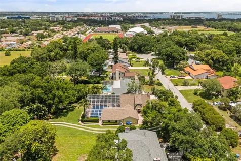 1944 Levine Lane Clearwater FL 33760