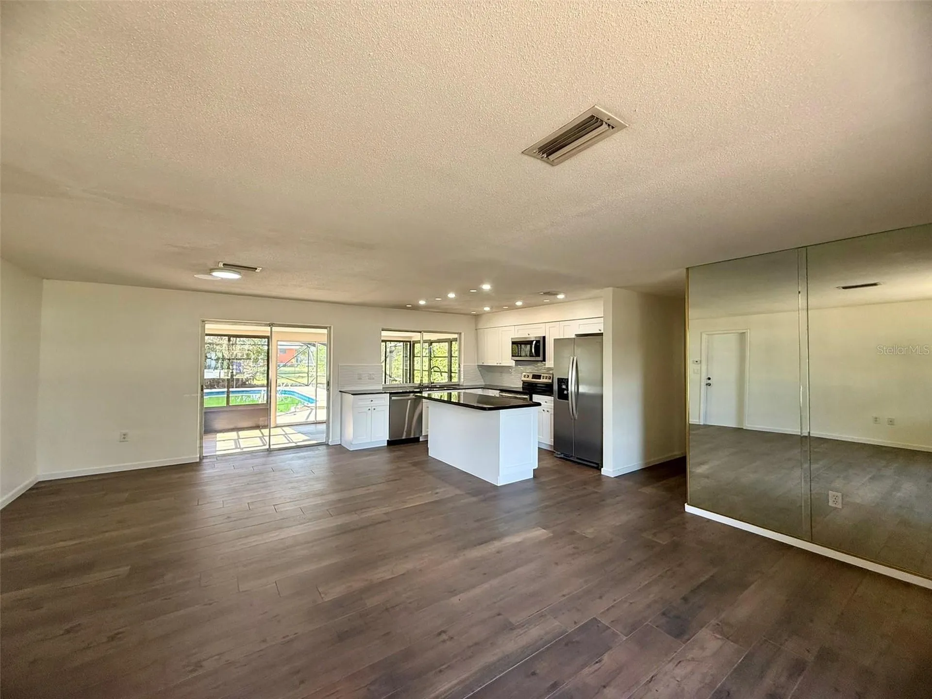131 Sparrow Avenue Sebring FL 33870