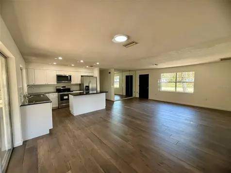 131 Sparrow Avenue Sebring FL 33870