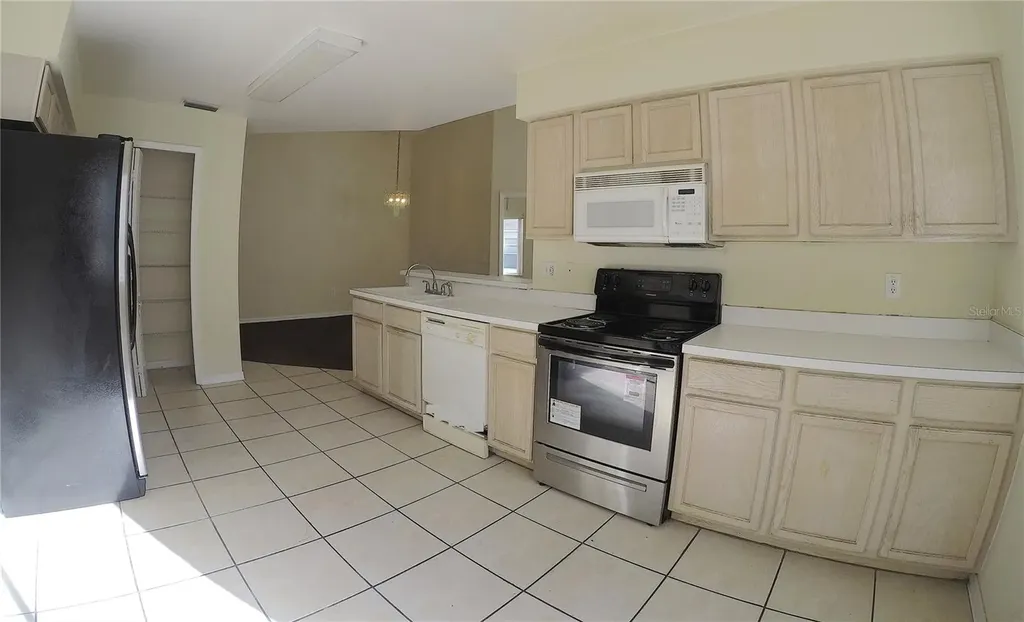 519 Sonoma Drive Valrico FL 33594