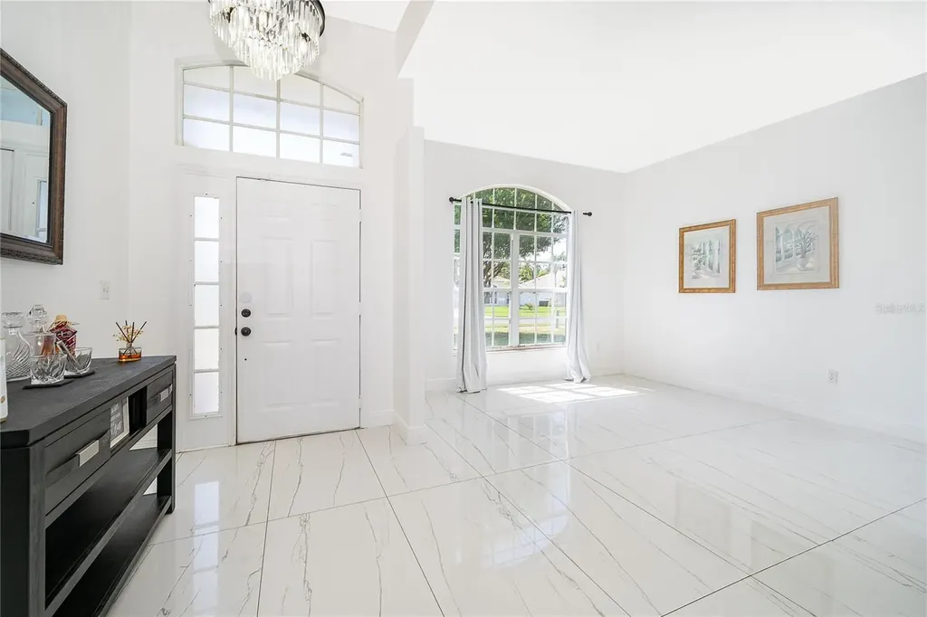 2654 Hawthorne Lane Kissimmee FL 34743