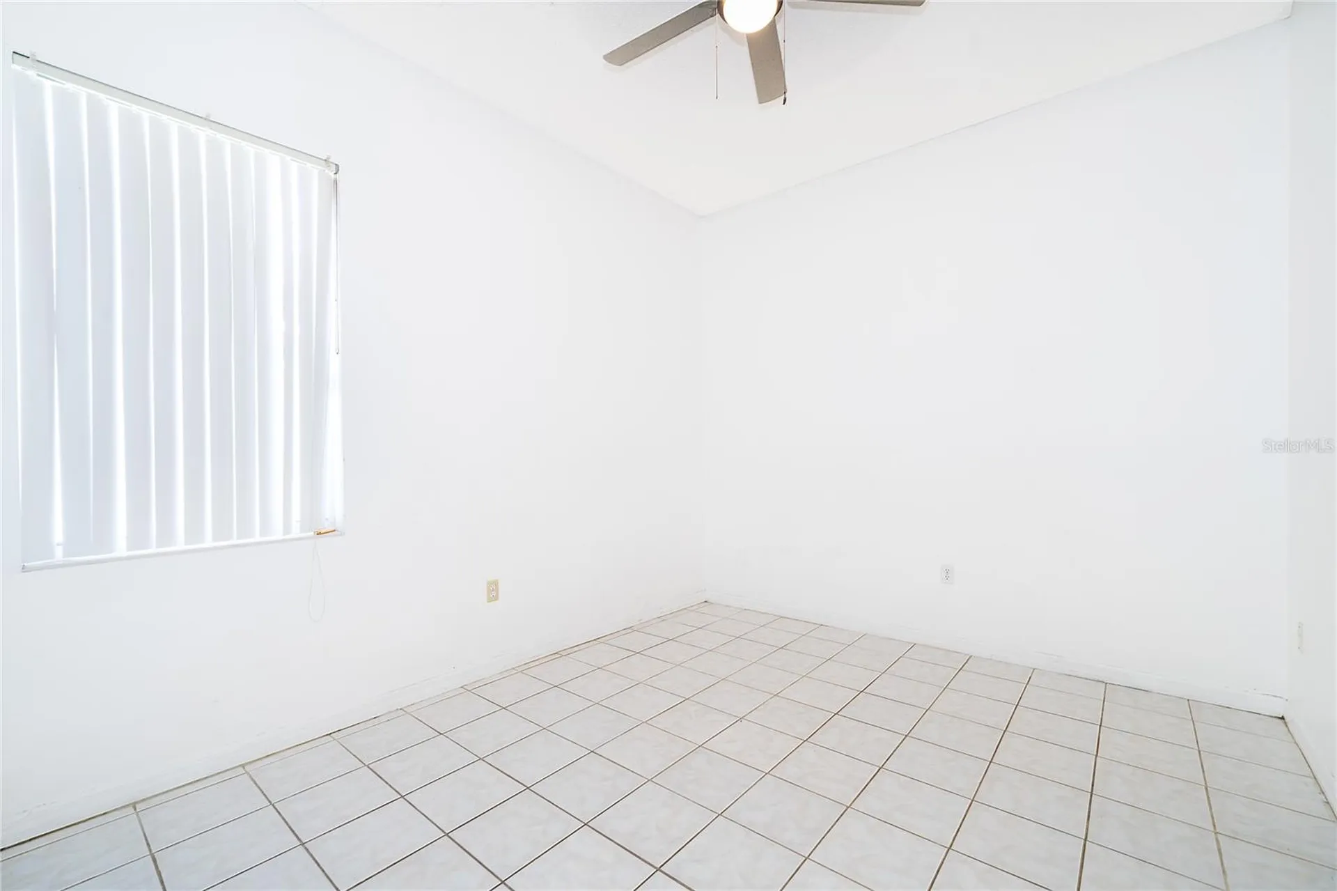 2654 Hawthorne Lane Kissimmee FL 34743