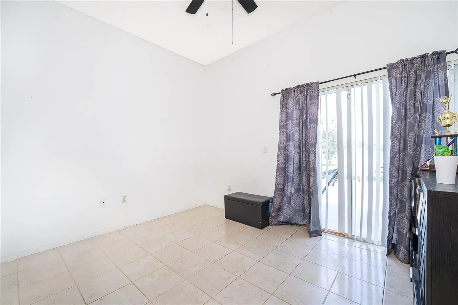 2654 Hawthorne Lane Kissimmee FL 34743
