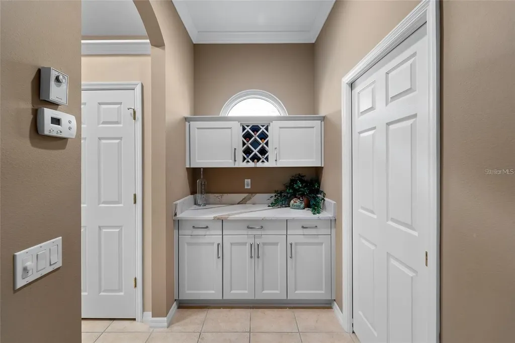 5175 Cantabria Crest Sarasota FL 34238