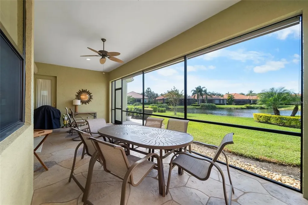 5175 Cantabria Crest Sarasota FL 34238