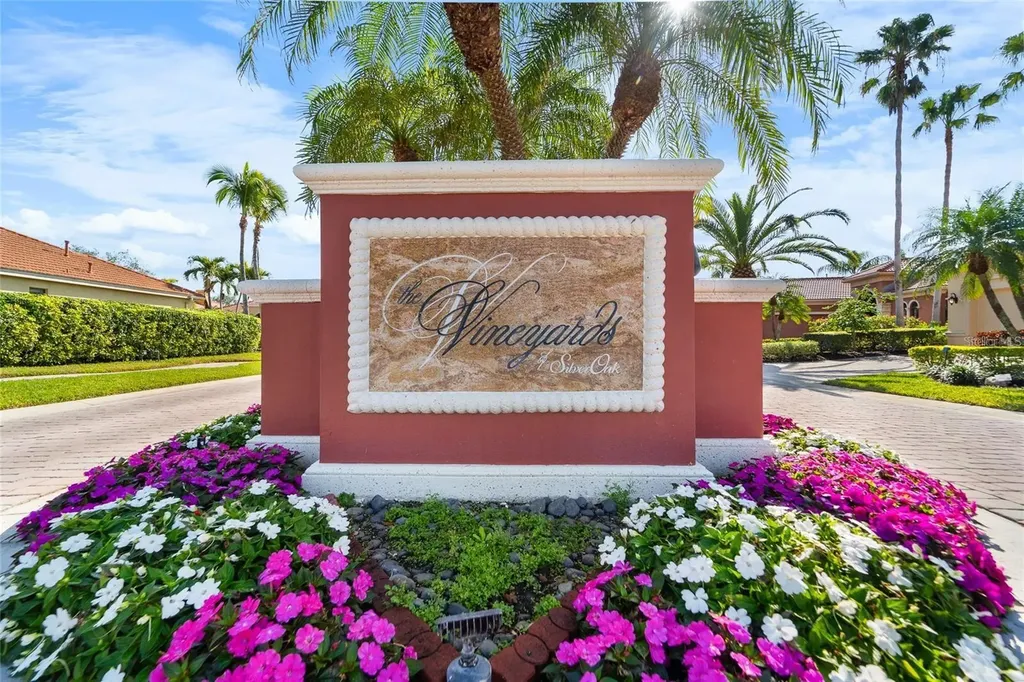 5175 Cantabria Crest Sarasota FL 34238