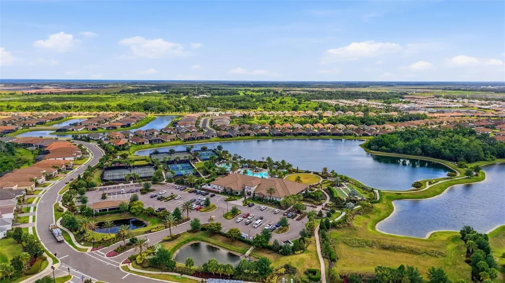 10912 Seasons Way Palmetto FL 34221