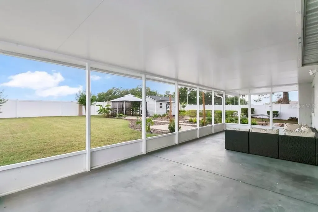 6501 Fox Tree Lane Lakeland FL 33813