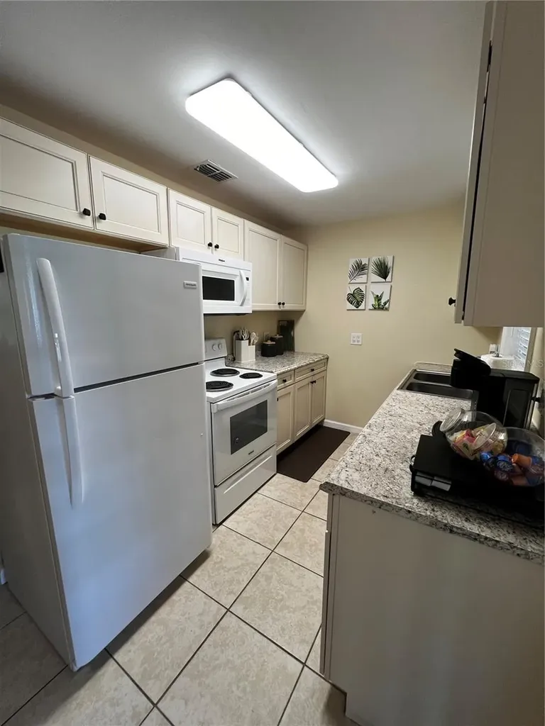 138 Woods Road San Mateo FL 32187