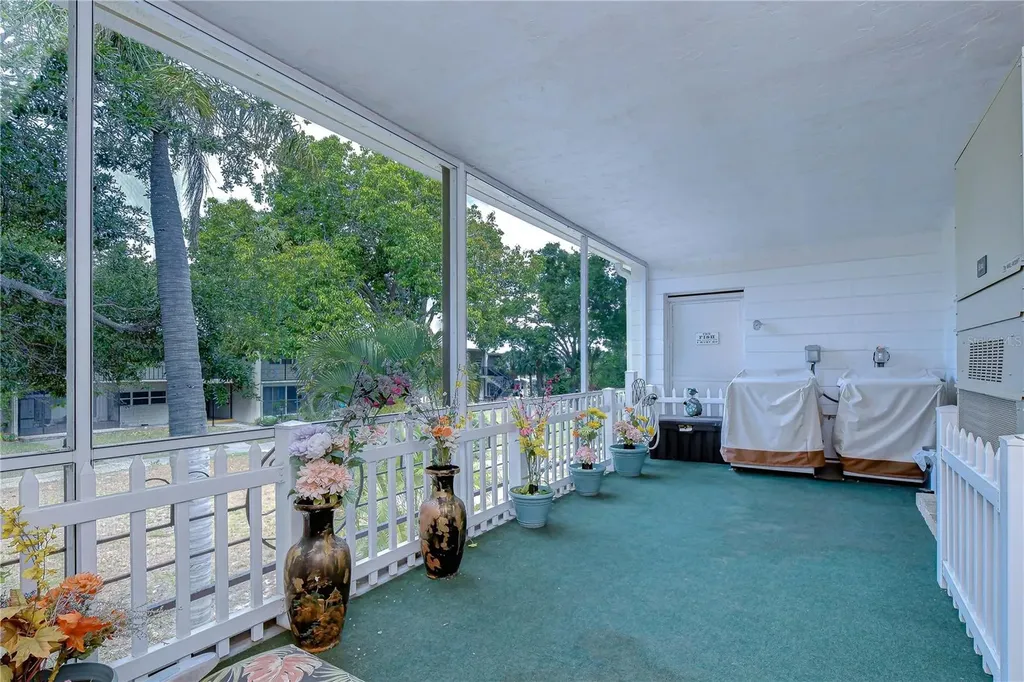4022 57th Street N Kenneth City FL 33709