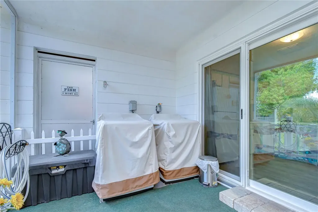 4022 57th Street N Kenneth City FL 33709