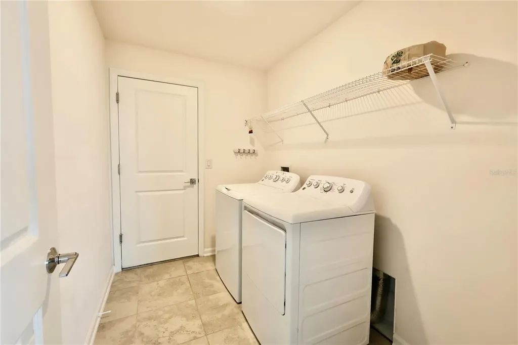 965 Laurel View Way Groveland FL 34736
