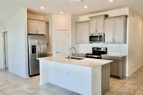 965 Laurel View Way Groveland FL 34736