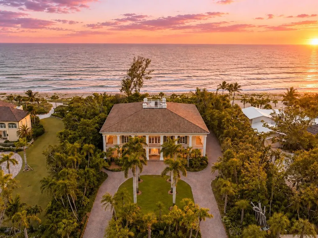 8132 Sanderling Road Sarasota FL 34242