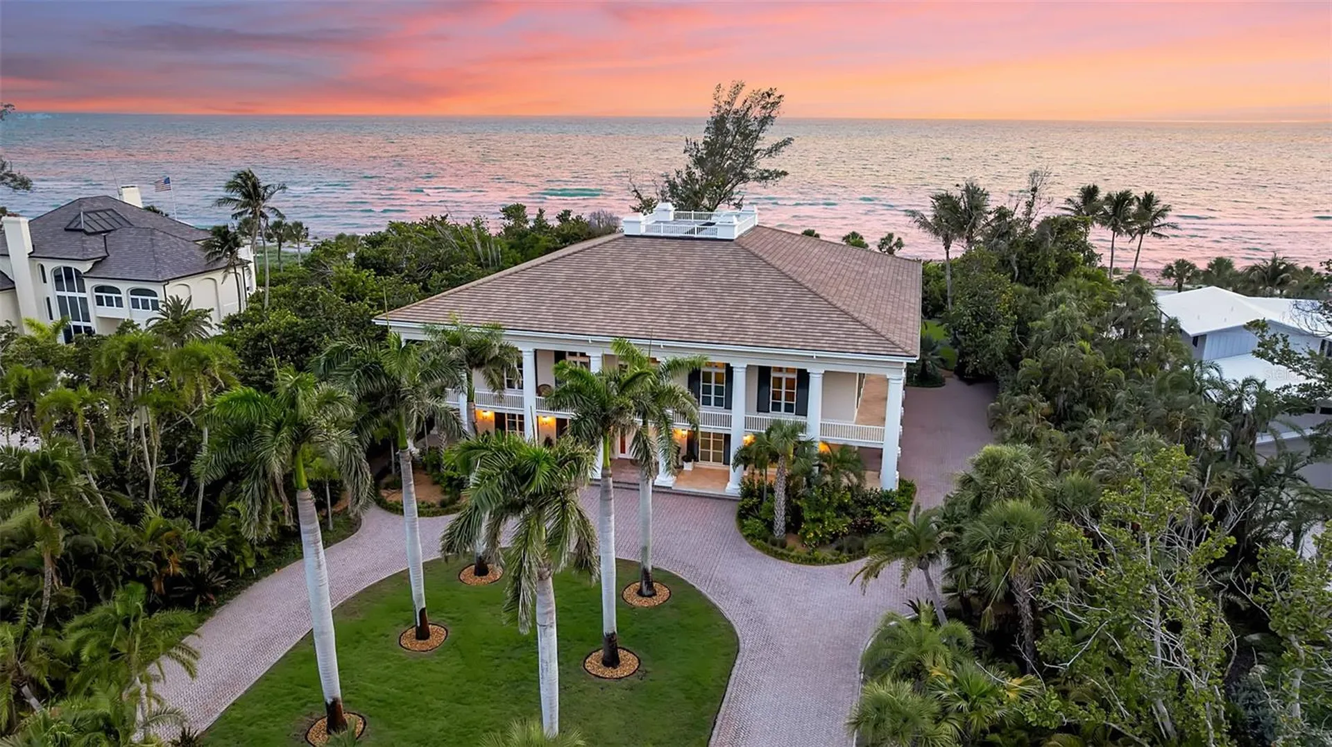 8132 Sanderling Road Sarasota FL 34242