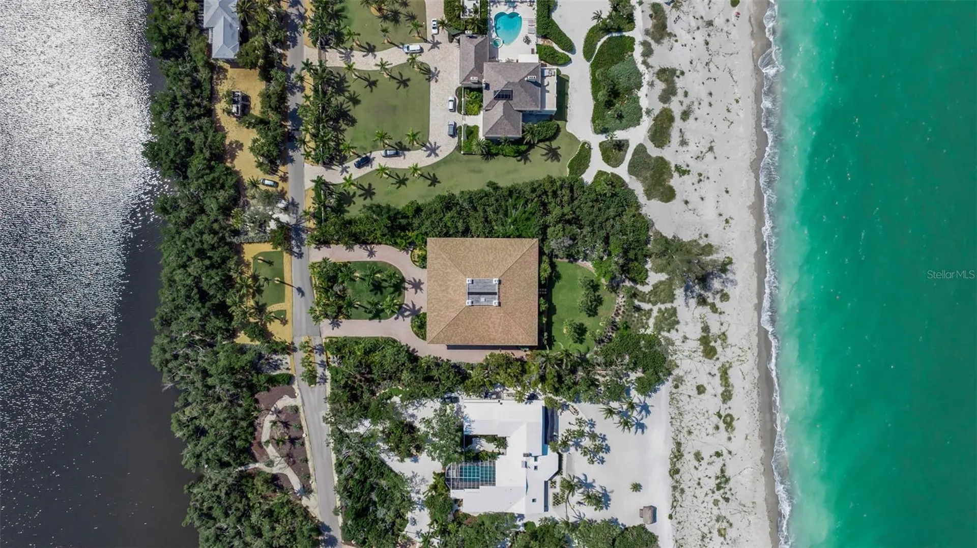 8132 Sanderling Road Sarasota FL 34242