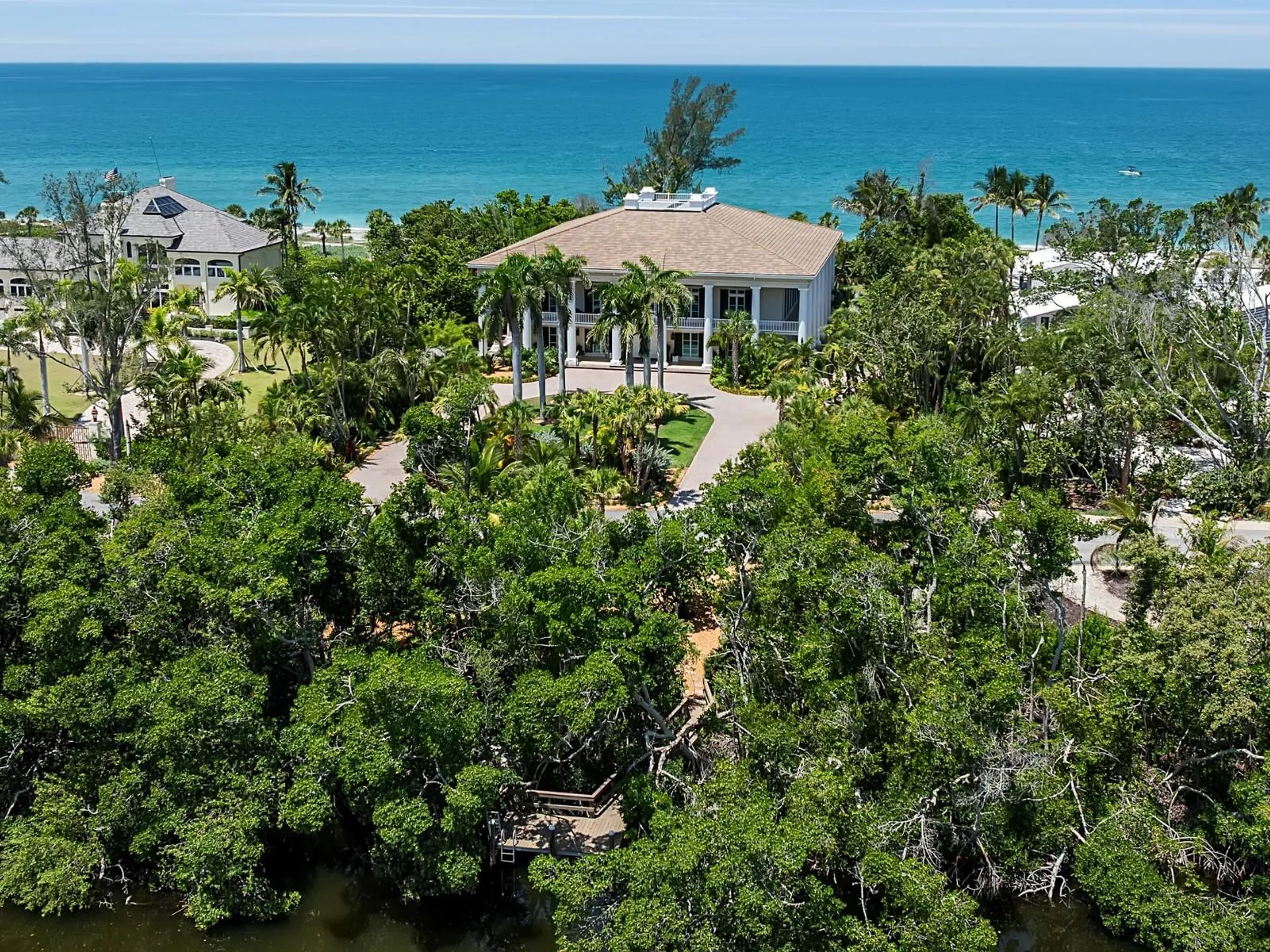 8132 Sanderling Road Sarasota FL 34242