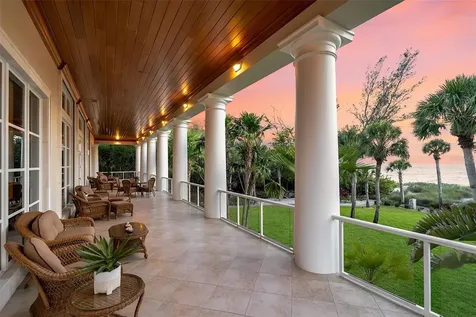 8132 Sanderling Road Sarasota FL 34242