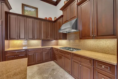 8132 Sanderling Road Sarasota FL 34242