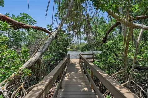 8132 Sanderling Road Sarasota FL 34242