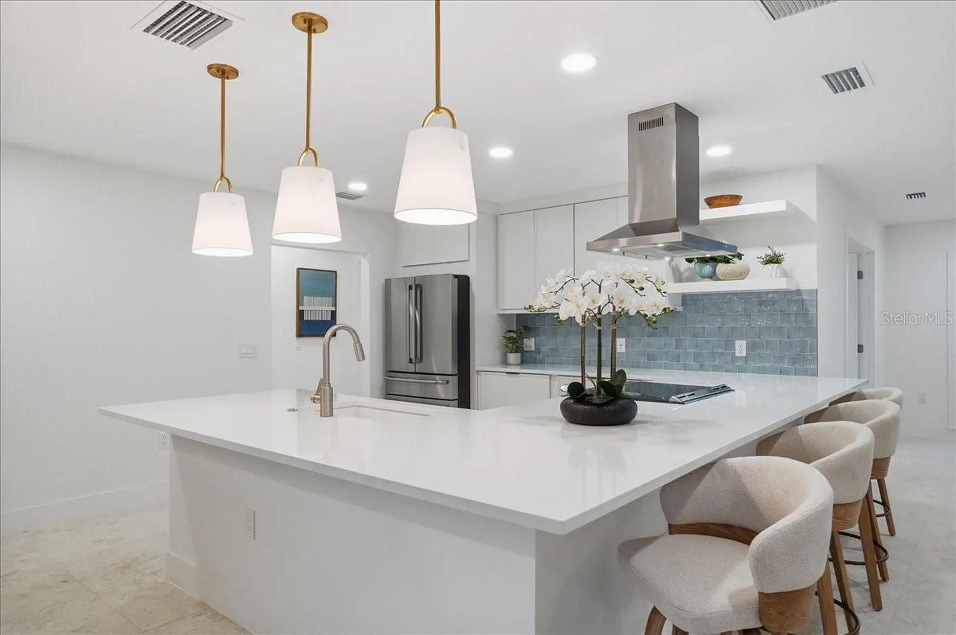 618 Gladstone Lane Holmes Beach FL 34217