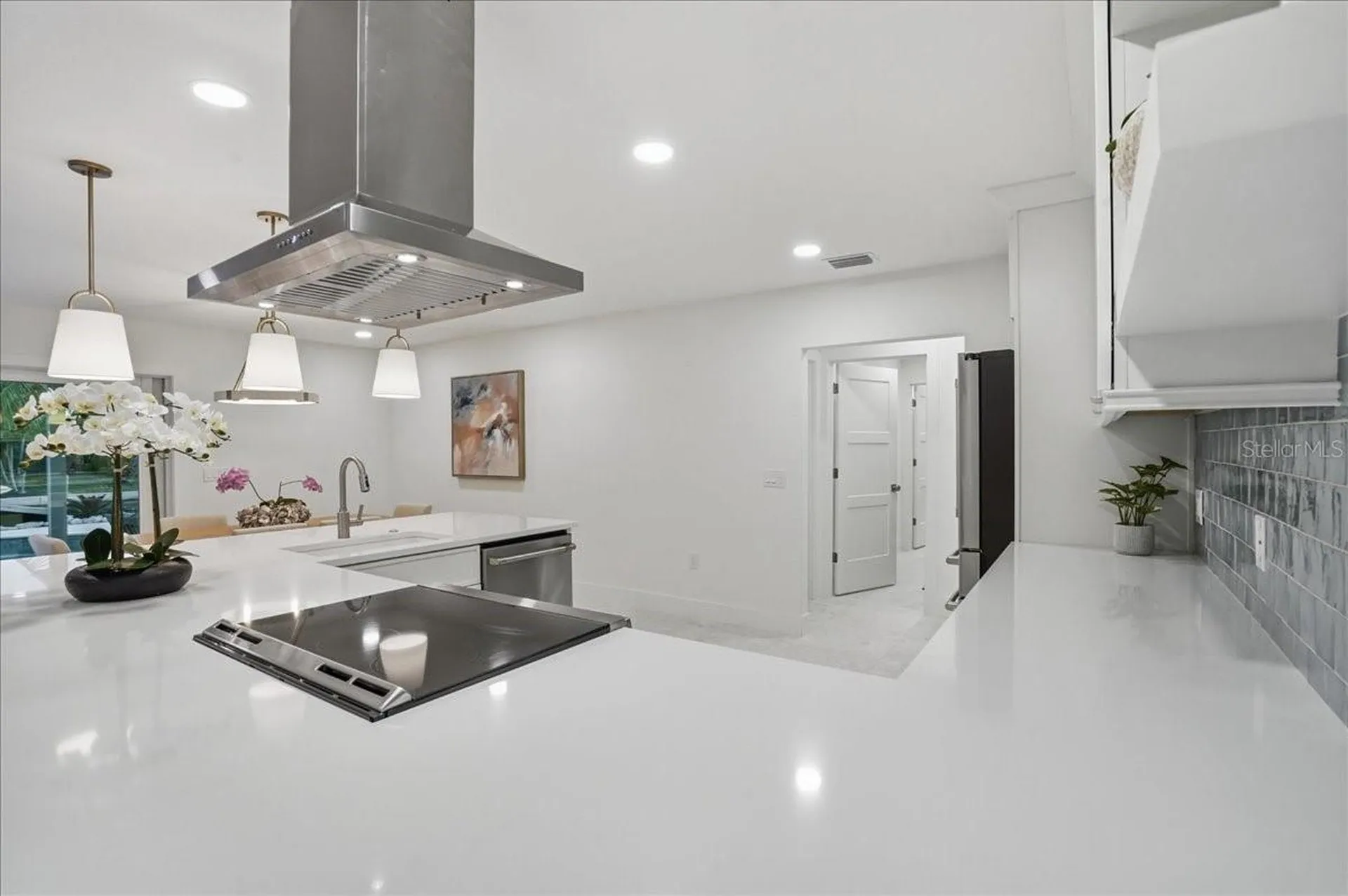 618 Gladstone Lane Holmes Beach FL 34217