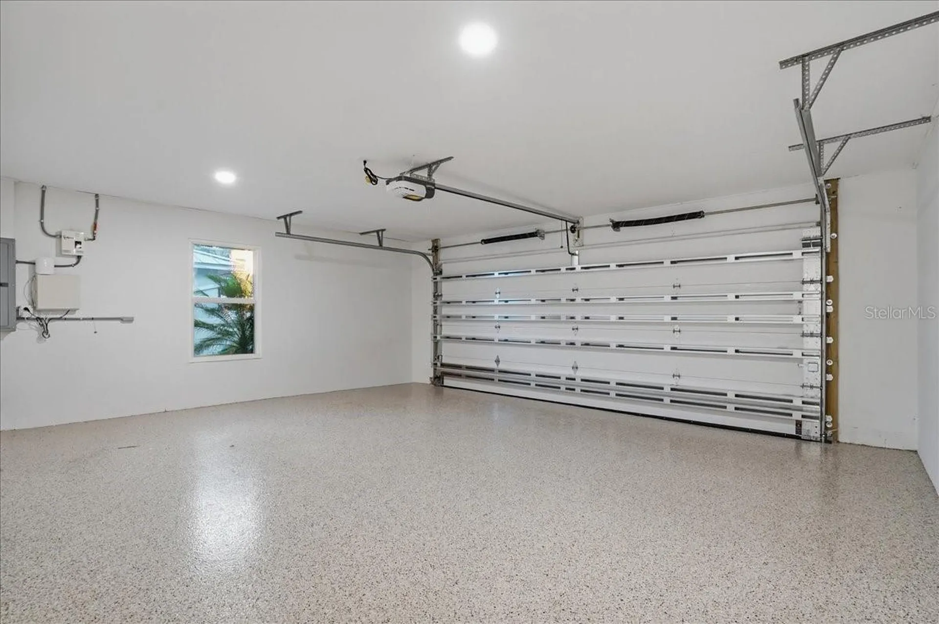 618 Gladstone Lane Holmes Beach FL 34217