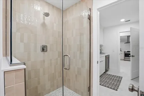 618 Gladstone Lane Holmes Beach FL 34217