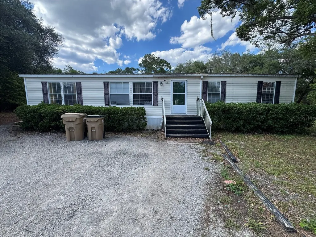 31601 Spruce Drive Eustis FL 32736