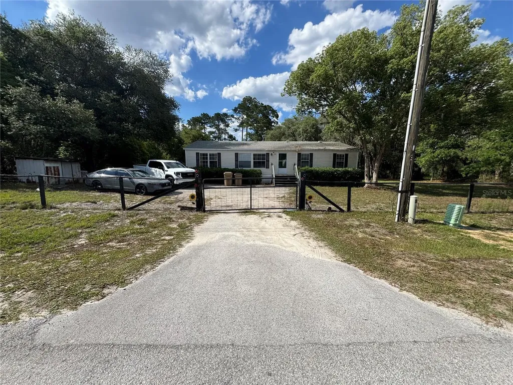 31601 Spruce Drive Eustis FL 32736