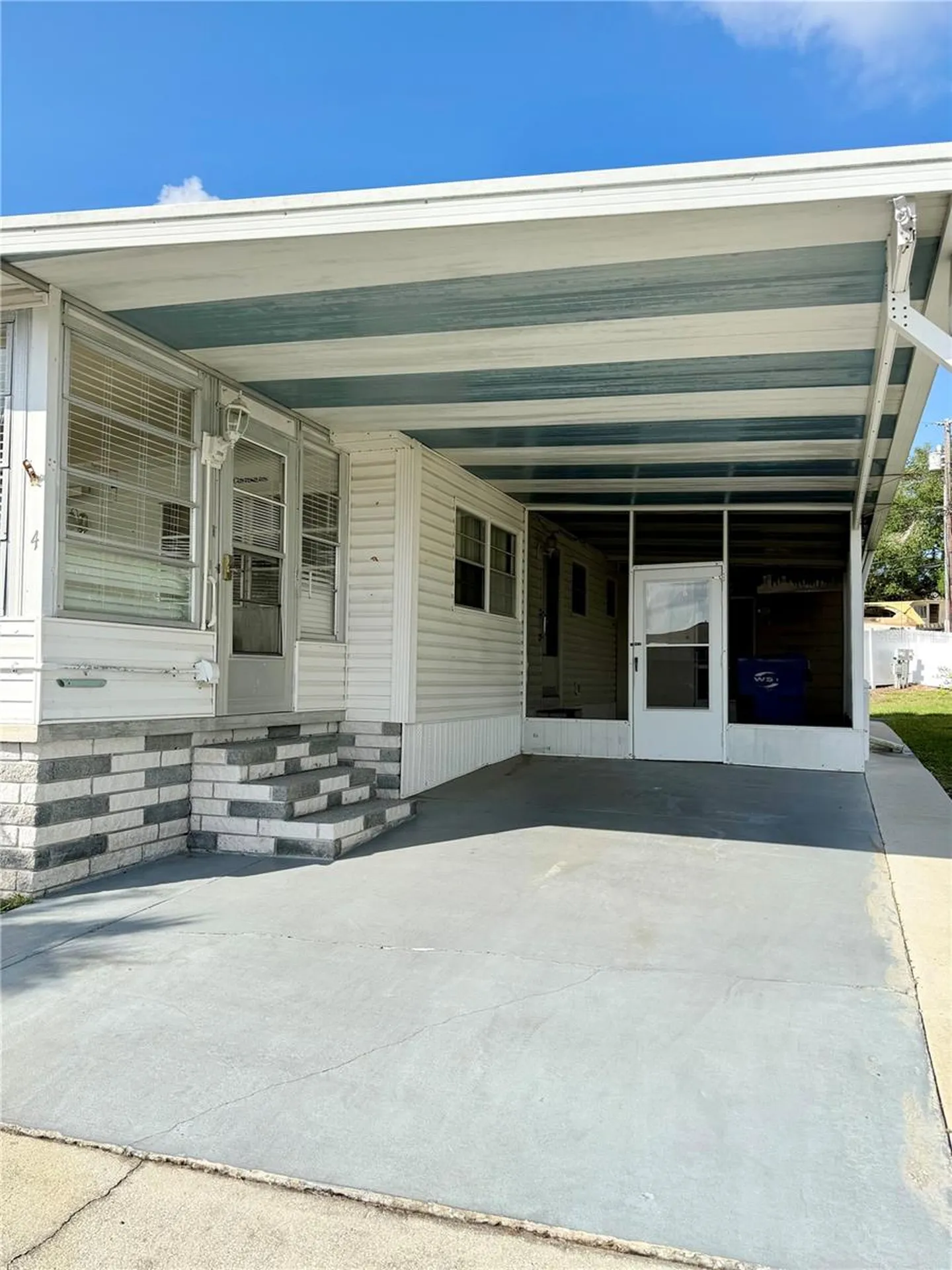 10399 67th Avenue Seminole FL 33772