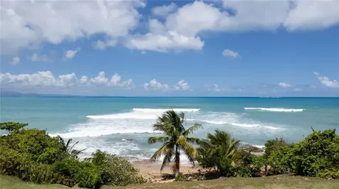 5 Beach Village Vieques PR 00765