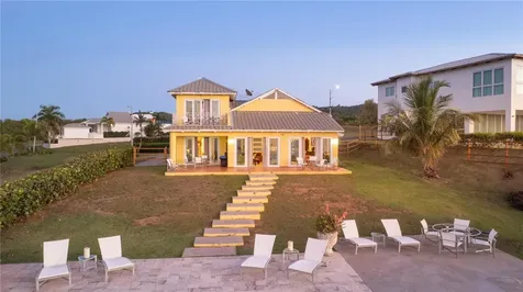 5 Beach Village Vieques PR 00765