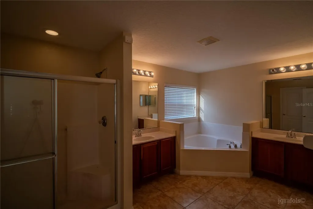 2136 Shadow Creek Drive Kissimmee FL 34746