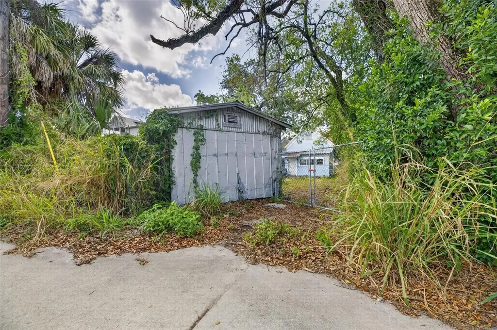 1304 E 15th Avenue Tampa FL 33605