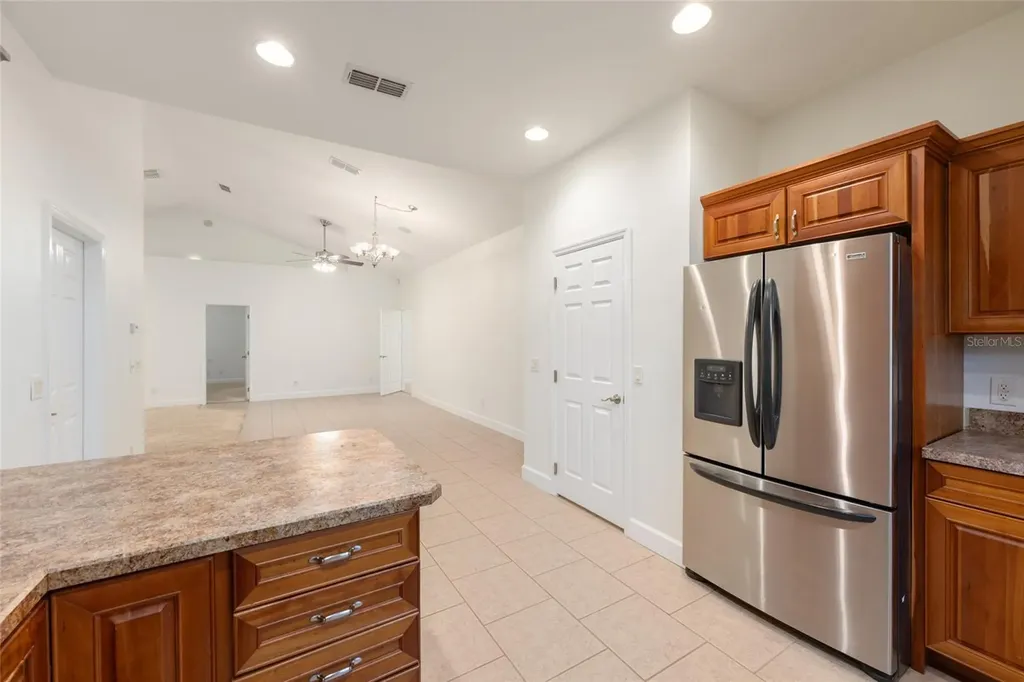 4735 SE 112th Street Road Belleview FL 34420