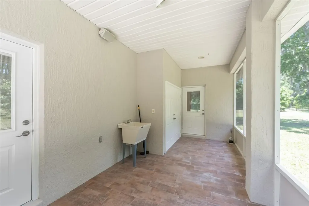 4735 SE 112th Street Road Belleview FL 34420