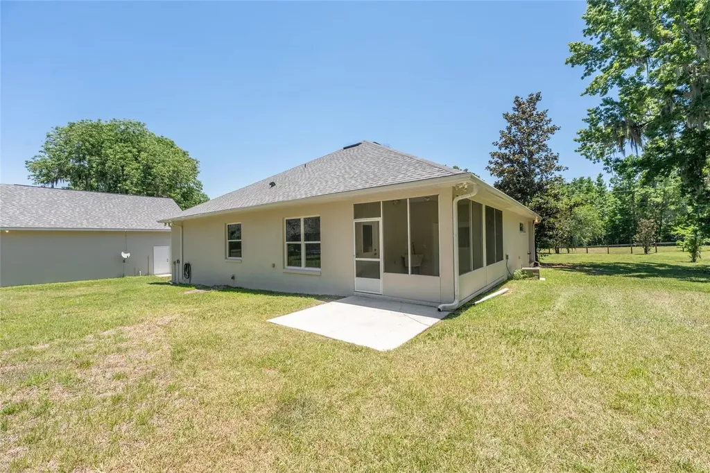 4735 SE 112th Street Road Belleview FL 34420