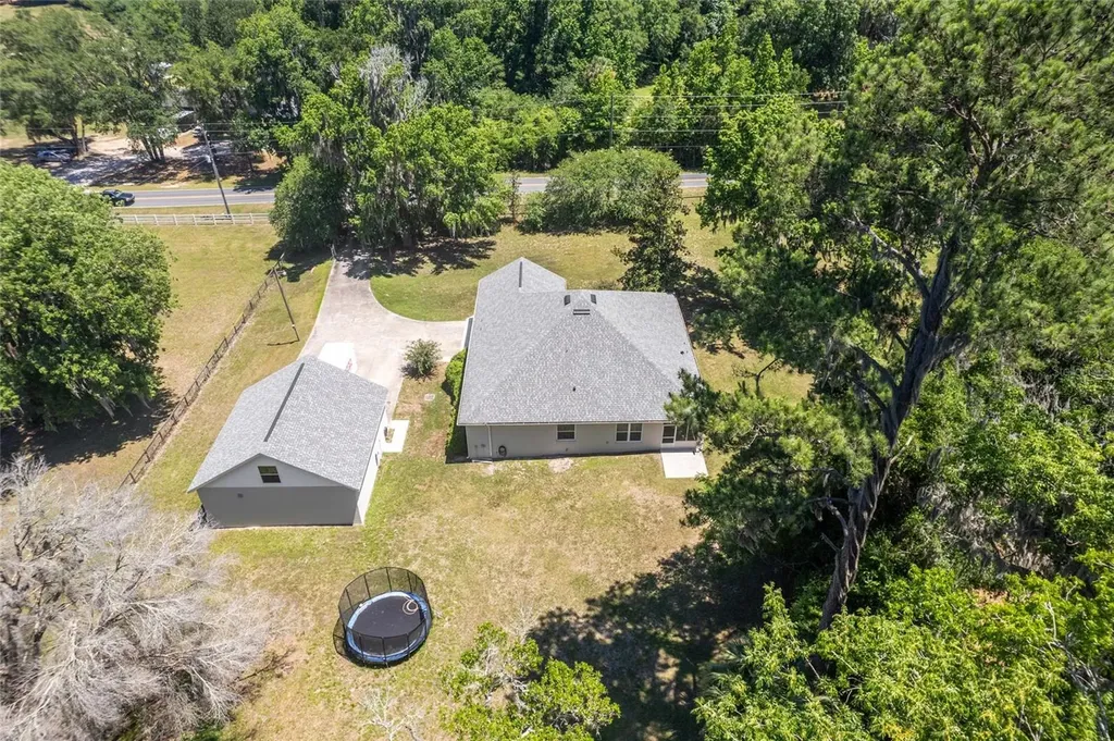 4735 SE 112th Street Road Belleview FL 34420