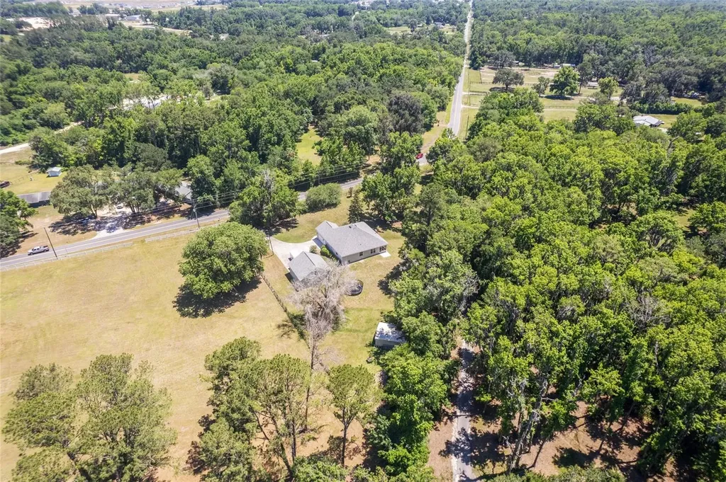 4735 SE 112th Street Road Belleview FL 34420