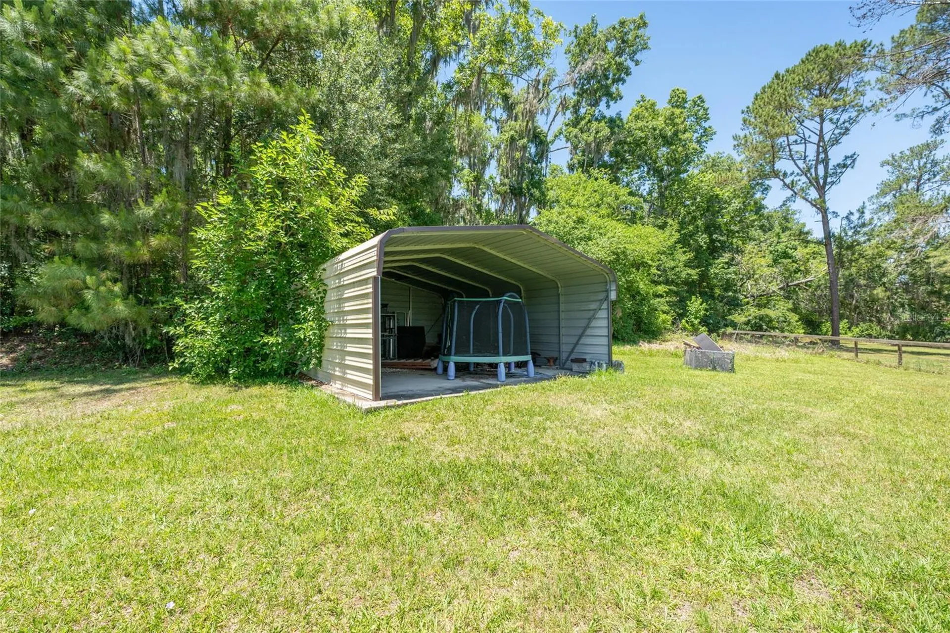 4735 SE 112th Street Road Belleview FL 34420