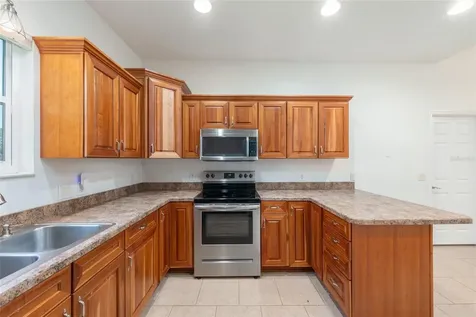 4735 SE 112th Street Road Belleview FL 34420