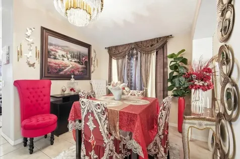 3005 W Chestnut Street Tampa FL 33607