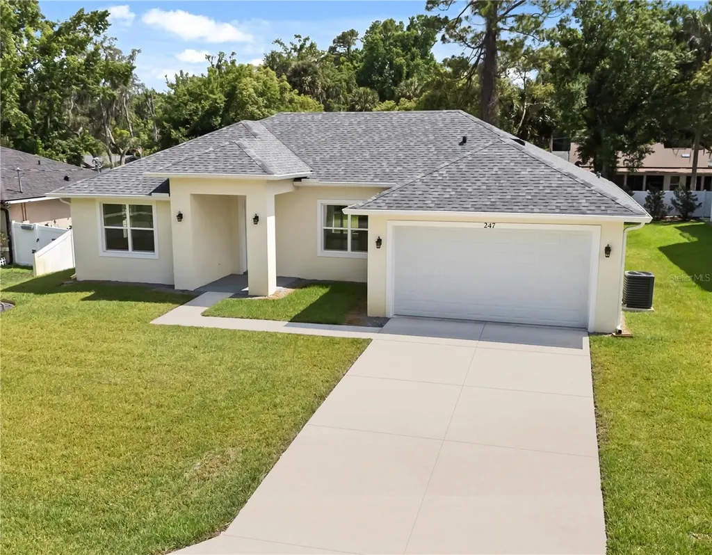 247 Debary Drive Debary FL 32713