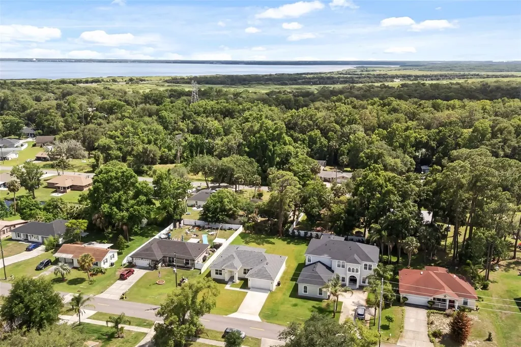 247 Debary Drive Debary FL 32713