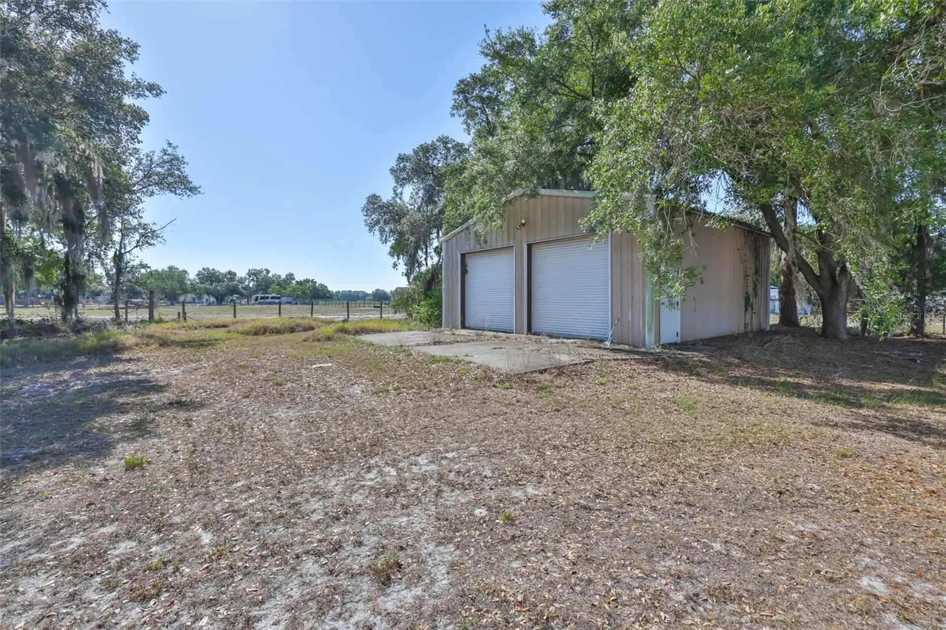2710 Lewis Road Dover FL 33527