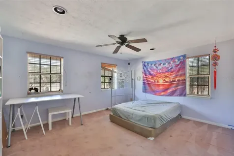 2710 Lewis Road Dover FL 33527