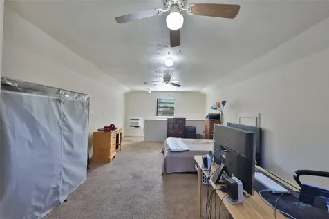 2710 Lewis Road Dover FL 33527