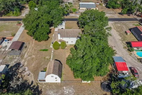 2710 Lewis Road Dover FL 33527