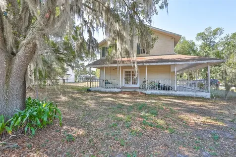 2710 Lewis Road Dover FL 33527